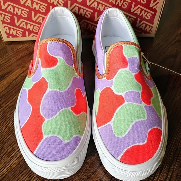 Order Women's VANS classic sneakers custom 10 days - Picture 6 of 8